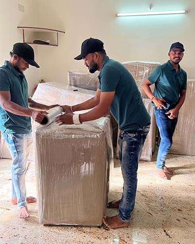 Packers And Movers In Yadava Upanagara